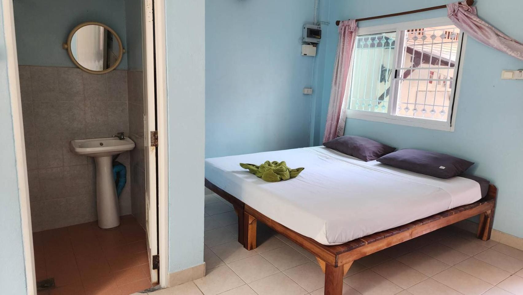 Sarin Guesthouse สาริน Ko Tao Exterior photo